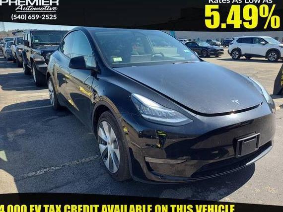 TESLA MODEL Y 2022 7SAYGDEE5NF307668 image